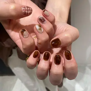 ネイル 栗林 実莉のネイルデザイン