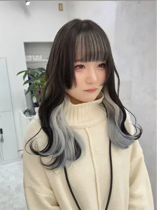 セミロング 【韓国×ハイトーン】 🇰🇷SOGO🩶のヘアスタイル