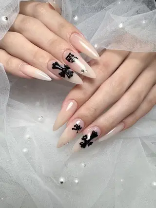 ネイル ENsalon AKIRAのネイルデザイン