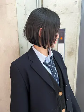 ショート カラー 髪質改善/艶髪 🫧高橋湧也のヘアスタイル