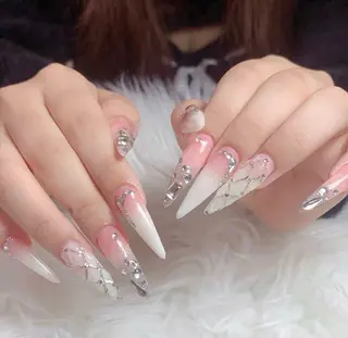 ネイル Julie Nail Rinのネイルデザイン