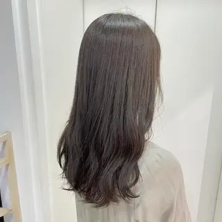 ロング カラー TRENCH 相澤 果歩のヘアスタイル