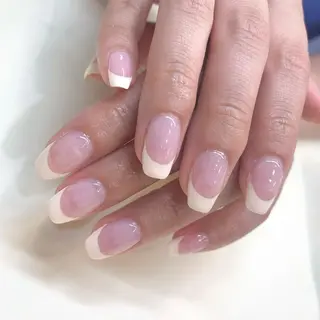 ネイル リスブラン🌱 IKUMIのネイルデザイン