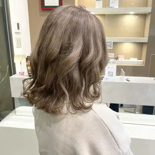 ミディアム カラー MATISSE藤崎 渕上 ジュビアイのヘアスタイル