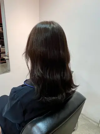 セミロング あいこ .のヘアスタイル