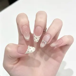 ネイル Blingg NailStudioのネイルデザイン