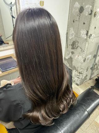 ロング 阿部 智子のヘアスタイル