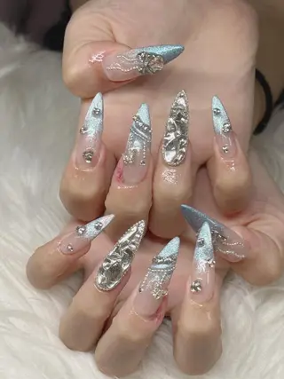 ネイル Lee Nailsのネイルデザイン