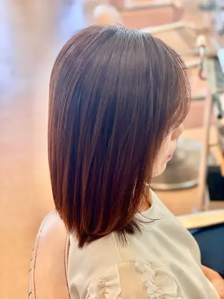 ミディアム 伊熊 梨紗のヘアスタイル