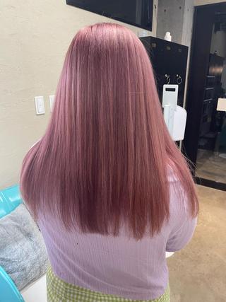カラー デザインカラー／ 梶本 乃梨叶のヘアスタイル
