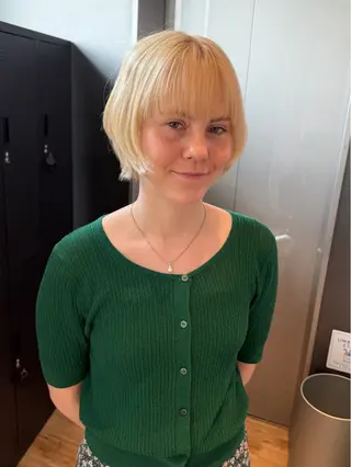 ショート 似合わせカット/ デザインカラー🦄のヘアスタイル
