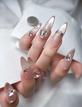 ネイル Lyna 池袋のネイルデザイン