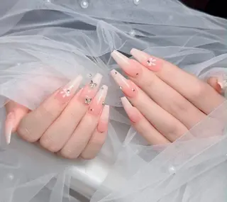 ネイル Lenie Kabukichoのネイルデザイン