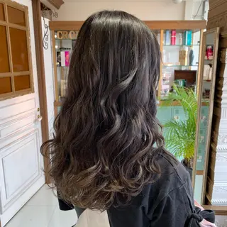 ロング カラー 👑満足度1000% 重村　春奈👑のヘアスタイル