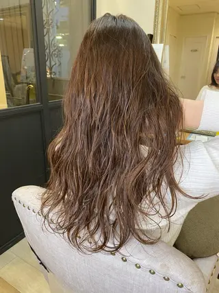 パーマ トップスタイリスト/ アユミのヘアスタイル