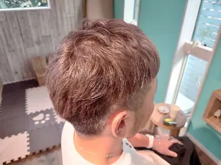 ショート メンズ カラー 伊藤 新のヘアスタイル