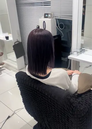 ミディアム カラー yuzuna ハイトーン 天神のヘアスタイル