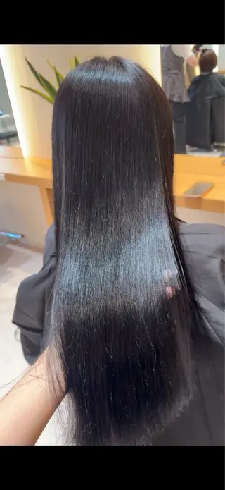 カラー yana /ブリーチモデルのヘアスタイル