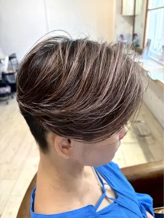ショート メンズ tahie 松屋町のヘアスタイル