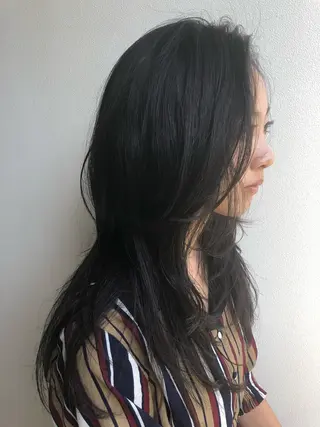 ロング カラー 樋口 祐次郎のヘアスタイル