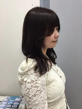セミロング カラー 杏華レイヤー/ パーマ/ハイトーンのヘアスタイル