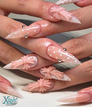 ネイル XIINHNAIL 船橋店 馬詰ちゃんのネイルデザイン