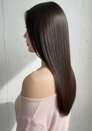 ロング 岡田 聖也のヘアスタイル