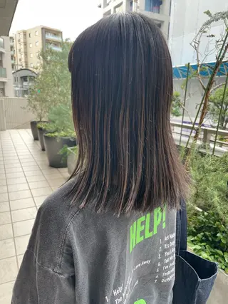 セミロング カラー 透け感/くびれヘア/ レイヤー/カズキ🍭のヘアスタイル