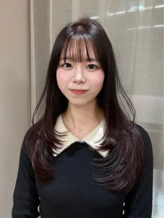 ロング カラー 上之浦 咲那のヘアスタイル