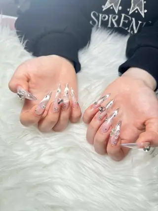 ネイル AURA NAIL 上前津のネイルデザイン