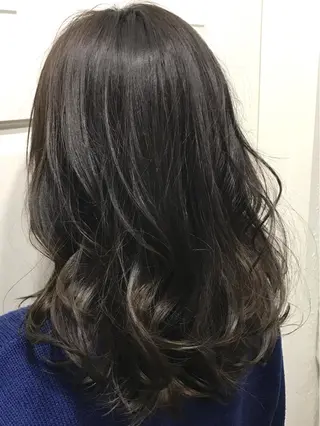 セミロング ロング カラー 若杉 諒のヘアスタイル