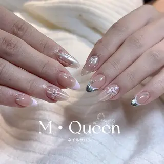 ネイル MQueen ネイルサロンマルのネイルデザイン