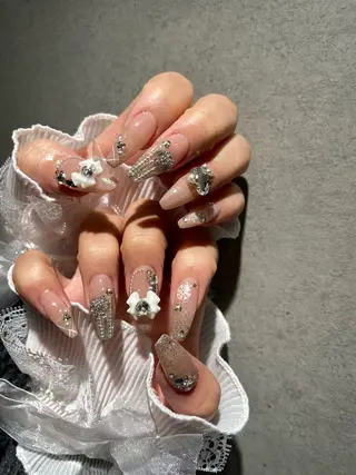 ネイル I-nailロング /ワンホン/キラキラのネイルデザイン