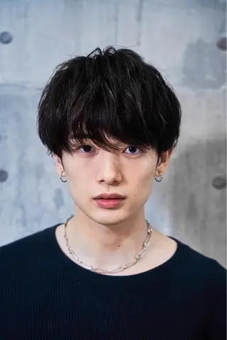 ショート カラー パーマ ヘアアレンジ メンズ キッズ ネイル マツエク・マツパ アイブロウ 🐺ウルフ×ハイトー ン🖤Yukinoのヘアスタイル