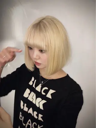 ショート カラー Hanaka🪷 ニュアンス×レイヤーのヘアスタイル