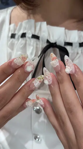 ネイル color.nail 🫧ionaのネイルデザイン
