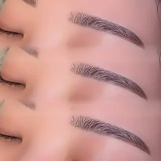 アイブロウ 清水 美紅のマツエク・マツパデザイン