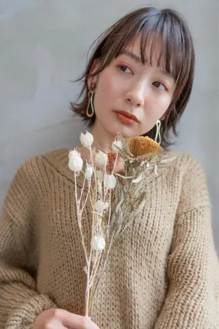 セミロング 新宿/顔周りカット +レイヤー＝しずく♩のヘアスタイル