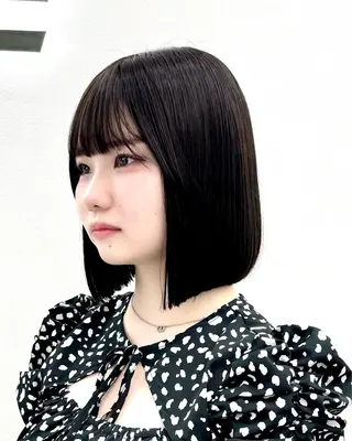 ショート カラー ヘアアレンジ 縮毛矯正🤍 ボブ/ HIKARIのヘアスタイル