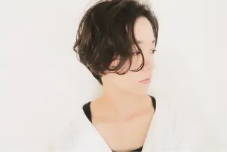 ショート カラー 中川 竜誠のヘアスタイル