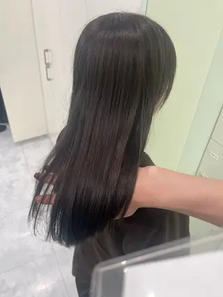 ロング カラー 野口 楓華のヘアスタイル