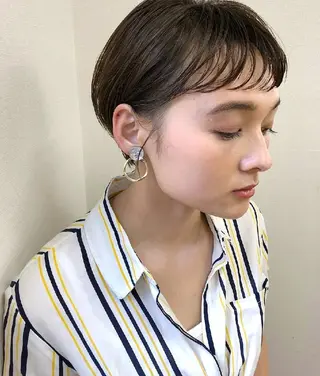 ショート ホリウチ ユキエのヘアスタイル