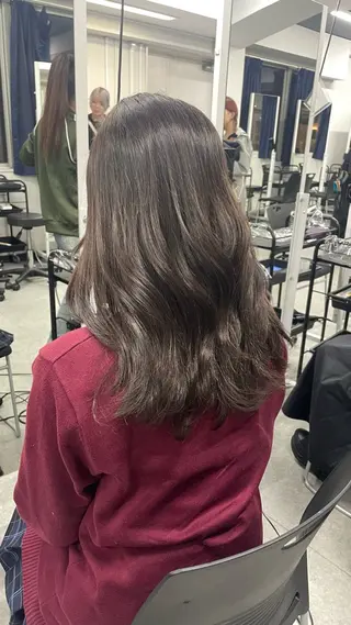 セミロング カラー ふわっと抜け感🫧 ブラウンベージュ🤎のヘアスタイル