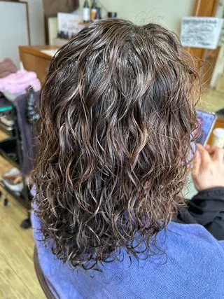 パーマ KUDAKA MOMOKOのヘアスタイル