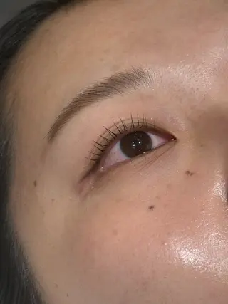 マツエク・マツパ 橋野 凜のヘアスタイル