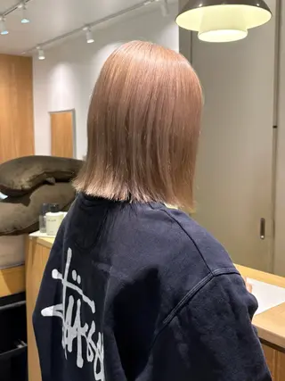 カラー 渡辺 リリのヘアスタイル