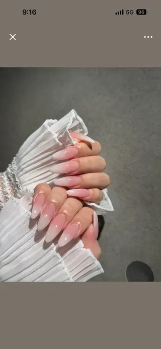 ネイル I-nailロング /ワンホン/キラキラのネイルデザイン