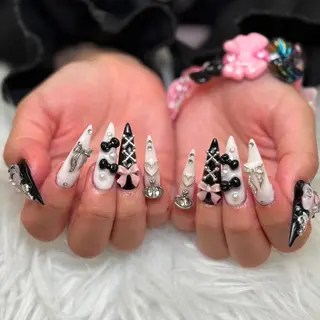 ネイル NIE MoMoのネイルデザイン