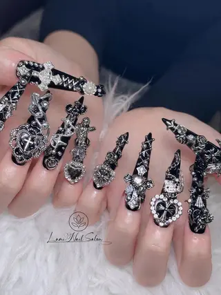 ネイル Lumi Shinokuboのネイルデザイン