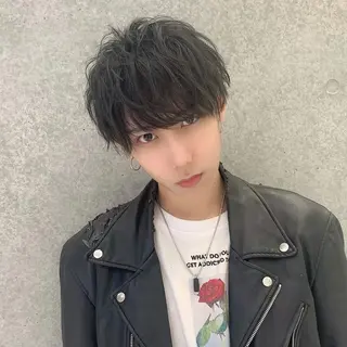 ショート カラー メンズ メンズパーマの達人 KAITOのヘアスタイル